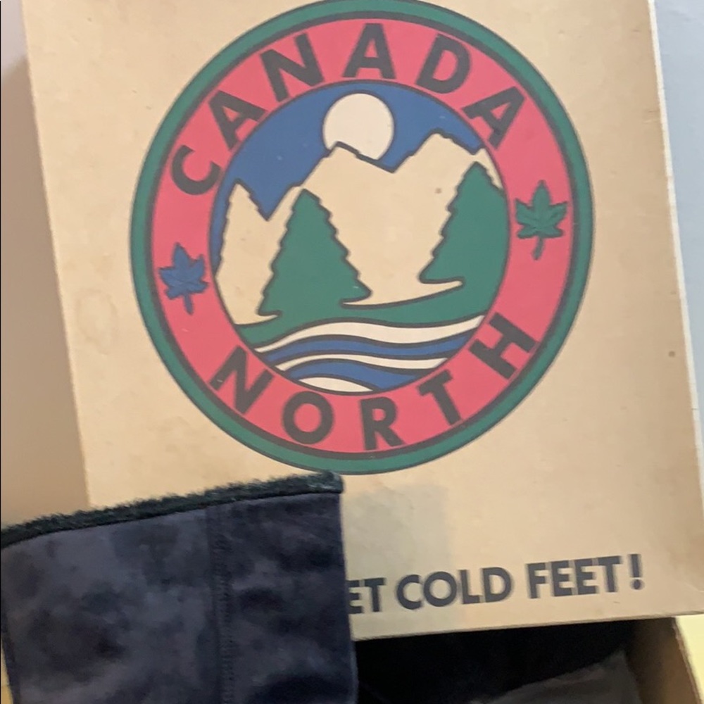 Canada North suede boot